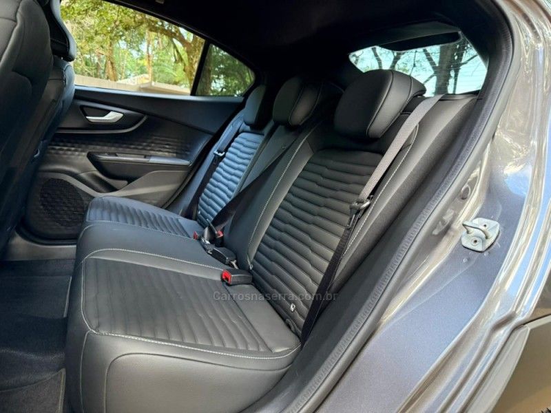 FIAT FASTBACK 1.0 TURBO 200 IMPETUS HIBRÍDO 2025/2025 KASPER VEÍCULOS DOIS IRMÃOS / Carros no Vale FIAT FASTBACK 1.0 TURBO 200 IMPETUS HIBRÍDO 2025/2025 KASPER VEÍCULOS DOIS IRMÃOS / Carros no Vale