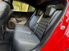 FIAT FASTBACK 1.3 ABARTH 270 TURBO 2023/2024 KASPER VEÍCULOS DOIS IRMÃOS / Carros no Vale