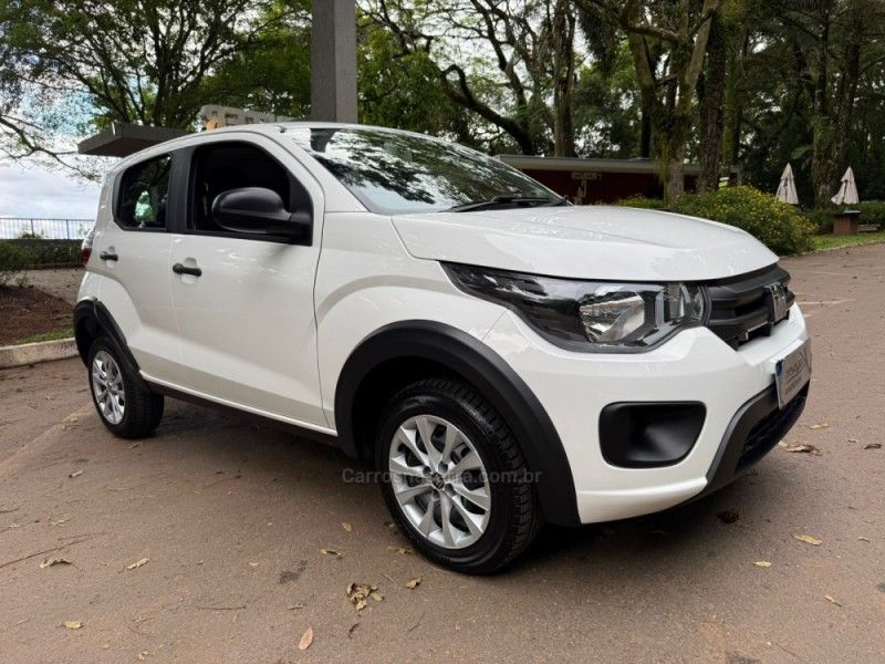 FIAT MOBI 1.0 8V EVO LIKE 2022/2023 KASPER VEÍCULOS DOIS IRMÃOS / Carros no Vale