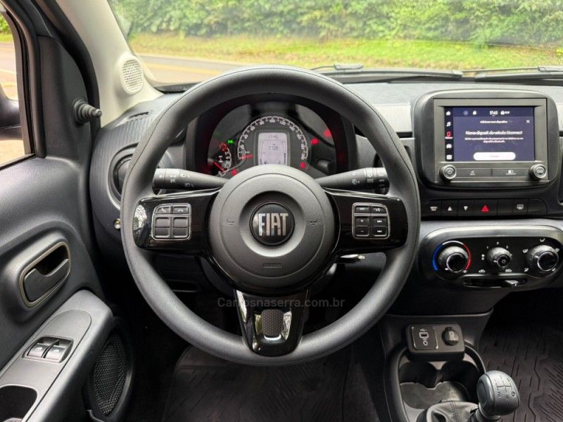 FIAT MOBI 1.0 TREKKING 8V 2022/2023 KASPER VEÍCULOS DOIS IRMÃOS / Carros no Vale