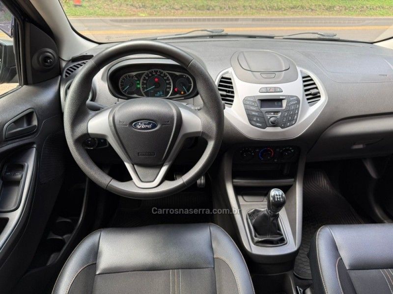 FORD KA 1.0 TRAIL 12V 2018/2018 KASPER VEÍCULOS DOIS IRMÃOS / Carros no Vale