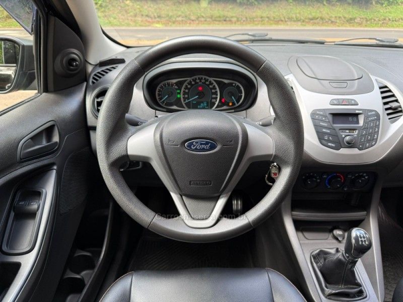 FORD KA 1.0 TRAIL 12V 2018/2018 KASPER VEÍCULOS DOIS IRMÃOS / Carros no Vale