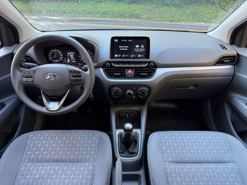 HYUNDAI HB20S 1.0 COMFORT PLUS 12V 2023/2024 KASPER VEÍCULOS DOIS IRMÃOS / Carros no Vale HYUNDAI HB20S 1.0 COMFORT PLUS 12V 2023/2024 KASPER VEÍCULOS DOIS IRMÃOS / Carros no Vale