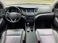 HYUNDAI TUCSON 1.6 GLS TURBO 2017/2018 KASPER VEÍCULOS DOIS IRMÃOS / Carros no Vale