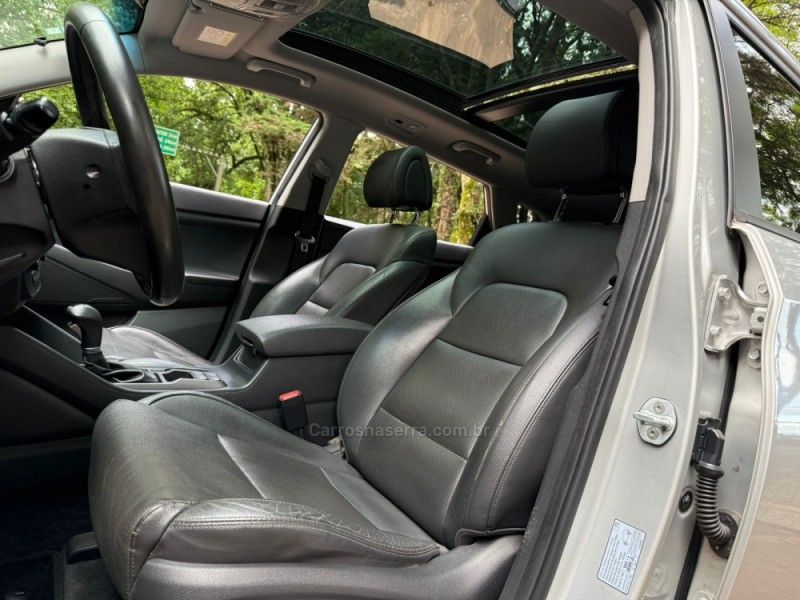 HYUNDAI TUCSON 1.6 GLS TURBO 2017/2018 KASPER VEÍCULOS DOIS IRMÃOS / Carros no Vale