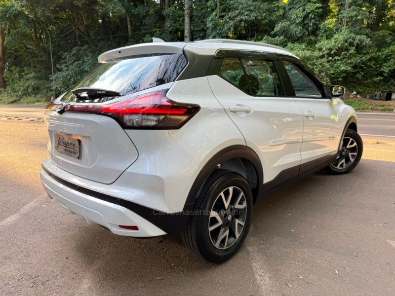 NISSAN KICKS 1.6 SENSE 16V 2022/2022 KASPER VEÍCULOS DOIS IRMÃOS / Carros no Vale