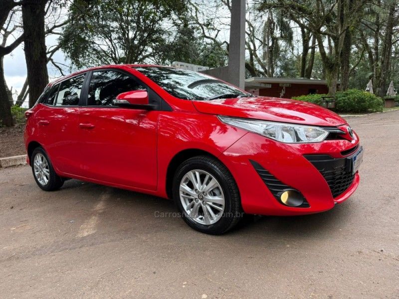 TOYOTA YARIS 1.3 16V XL MULTIDRIVE16 2018/2019 KASPER VEÍCULOS DOIS IRMÃOS / Carros no Vale TOYOTA YARIS 1.3 16V XL MULTIDRIVE16 2018/2019 KASPER VEÍCULOS DOIS IRMÃOS / Carros no Vale
