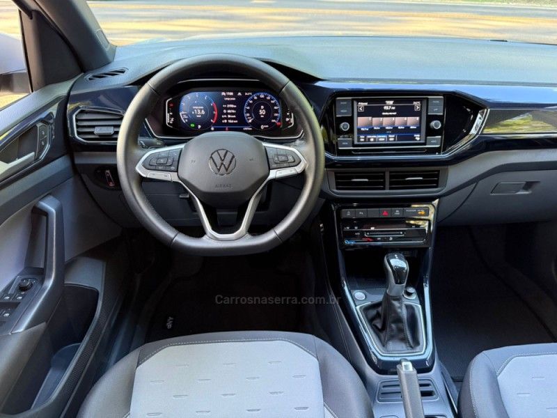 VOLKSWAGEN T-CROSS 1.0 COMFORTLINE TSI 2022/2023 KASPER VEÍCULOS DOIS IRMÃOS / Carros no Vale VOLKSWAGEN T-CROSS 1.0 COMFORTLINE TSI 2022/2023 KASPER VEÍCULOS DOIS IRMÃOS / Carros no Vale