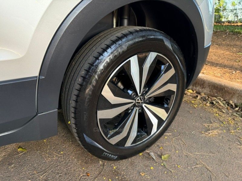VOLKSWAGEN T-CROSS 1.0 COMFORTLINE TSI 2022/2023 KASPER VEÍCULOS DOIS IRMÃOS / Carros no Vale VOLKSWAGEN T-CROSS 1.0 COMFORTLINE TSI 2022/2023 KASPER VEÍCULOS DOIS IRMÃOS / Carros no Vale