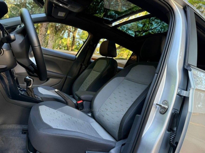VOLKSWAGEN T-CROSS 1.0 COMFORTLINE TSI 2022/2023 KASPER VEÍCULOS DOIS IRMÃOS / Carros no Vale VOLKSWAGEN T-CROSS 1.0 COMFORTLINE TSI 2022/2023 KASPER VEÍCULOS DOIS IRMÃOS / Carros no Vale