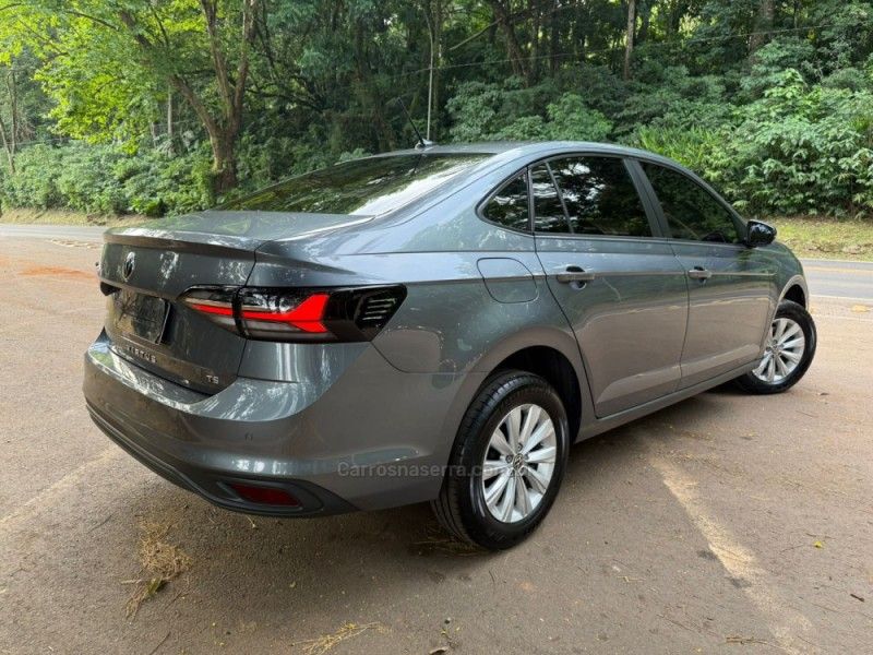 VOLKSWAGEN VIRTUS 1.0 TSI 2023/2024 KASPER VEÍCULOS DOIS IRMÃOS / Carros no Vale