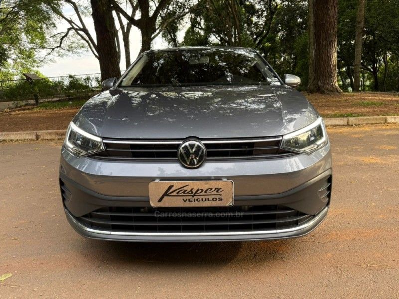 VOLKSWAGEN VIRTUS 1.0 TSI 2023/2024 KASPER VEÍCULOS DOIS IRMÃOS / Carros no Vale