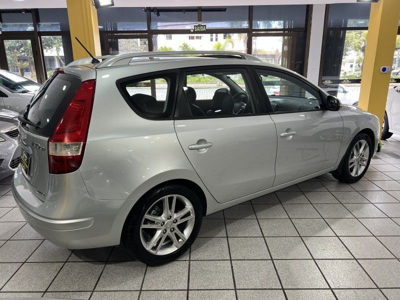 HYUNDAI I30 CW 2.0 MPFI GLS 16V 2011/2011 PRIME MULTIMARCAS CAXIAS DO SUL / Carros no Vale HYUNDAI I30 CW 2.0 MPFI GLS 16V 2011/2011 PRIME MULTIMARCAS CAXIAS DO SUL / Carros no Vale