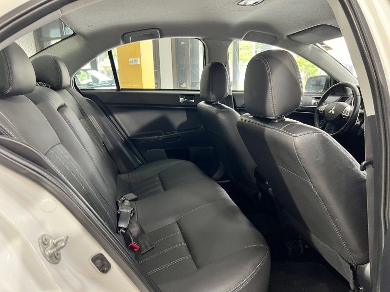 MITSUBISHI LANCER 2.0 CVT 16V 2015/2016 PRIME MULTIMARCAS CAXIAS DO SUL / Carros no Vale MITSUBISHI LANCER 2.0 CVT 16V 2015/2016 PRIME MULTIMARCAS CAXIAS DO SUL / Carros no Vale