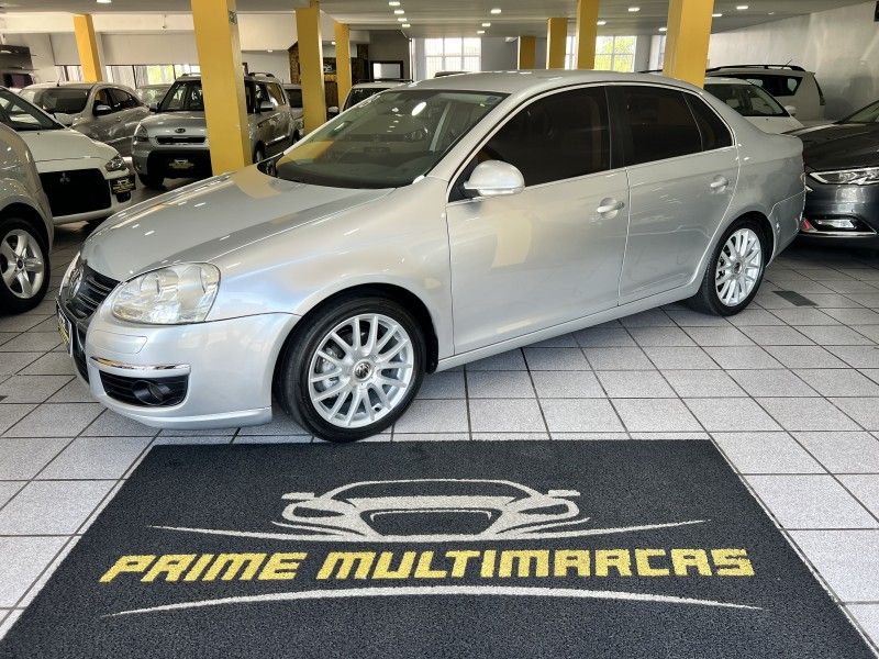 VOLKSWAGEN JETTA 2.5 I 20V 170CV TIPTRONIC 2008/2008 PRIME MULTIMARCAS CAXIAS DO SUL / Carros no Vale VOLKSWAGEN JETTA 2.5 I 20V 170CV TIPTRONIC 2008/2008 PRIME MULTIMARCAS CAXIAS DO SUL / Carros no Vale
