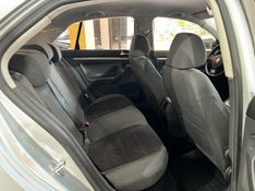 VOLKSWAGEN JETTA 2.5 I 20V 170CV TIPTRONIC 2008/2008 PRIME MULTIMARCAS CAXIAS DO SUL / Carros no Vale