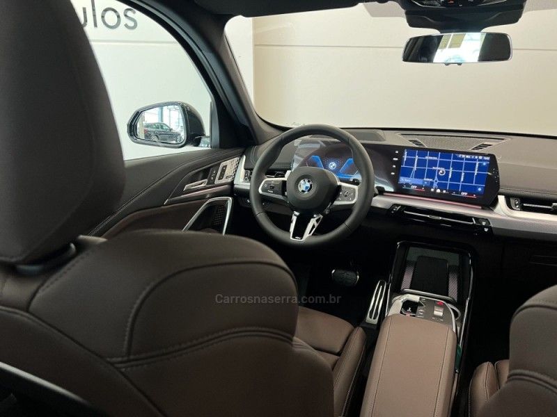 BMW X1 2.0 SDRIVE20I M SPORT 16V TURBO 2025/2026 ÓTIMA CAR FLORES DA CUNHA / Carros no Vale BMW X1 2.0 SDRIVE20I M SPORT 16V TURBO 2025/2026 ÓTIMA CAR FLORES DA CUNHA / Carros no Vale