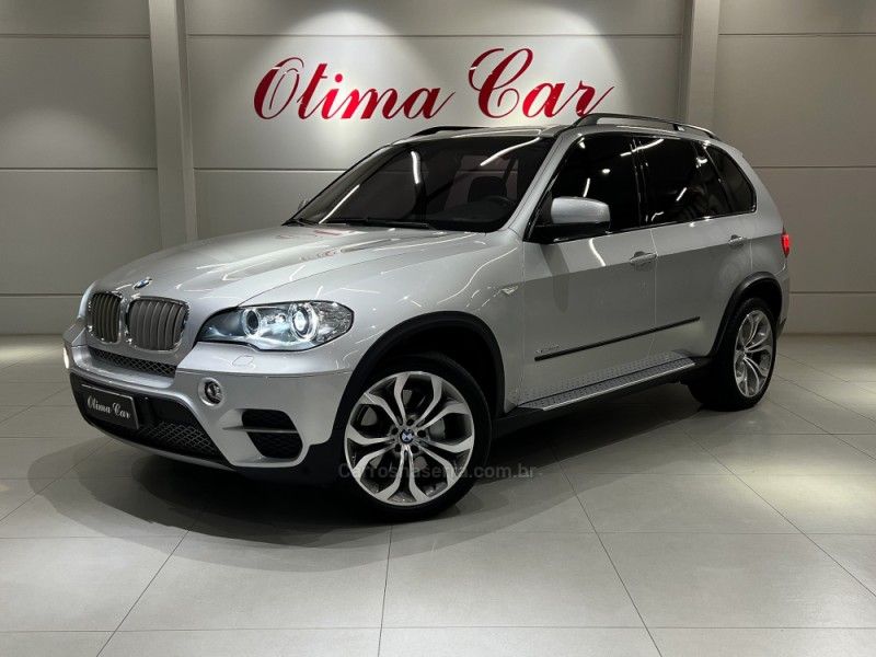BMW X5 4.4 4X4 50I SPORT V8 32V 2011/2011 ÓTIMA CAR FLORES DA CUNHA / Carros no Vale