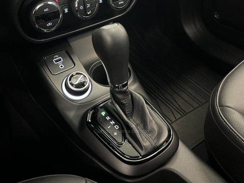 FIAT TORO 2.0 16V TURBO FREEDOM 4WD AT9 2019/2019 ÓTIMA CAR FLORES DA CUNHA / Carros no Vale