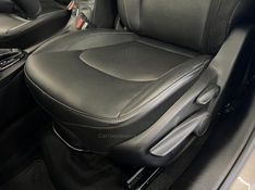 FIAT TORO 2.0 16V TURBO FREEDOM 4WD AT9 2019/2019 ÓTIMA CAR FLORES DA CUNHA / Carros no Vale