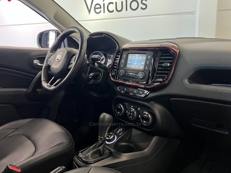 FIAT TORO 2.0 16V TURBO FREEDOM 4WD AT9 2019/2019 ÓTIMA CAR FLORES DA CUNHA / Carros no Vale