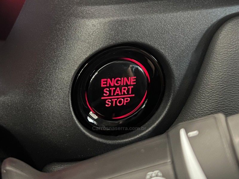 HONDA HR-V 1.8 16V EXL 2025/2026 ÓTIMA CAR FLORES DA CUNHA / Carros no Vale