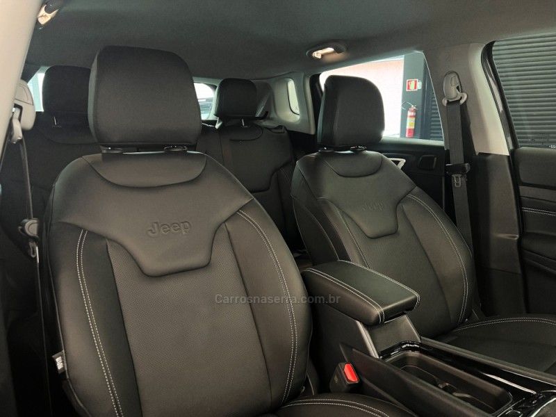 JEEP COMPASS 1.3 LONGITUDE T270 16V TURBO 2025/2026 ÓTIMA CAR FLORES DA CUNHA / Carros no Vale