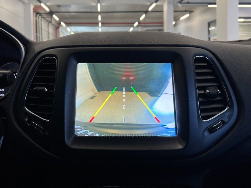 JEEP COMPASS 2.0 16V LONGITUDE 4X4 2018/2018 ÓTIMA CAR FLORES DA CUNHA / Carros no Vale