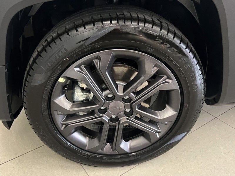 JEEP RENEGADE 1.3 16V NIGHT EAGLE T270 TURBO 2025/2026 ÓTIMA CAR FLORES DA CUNHA / Carros no Vale