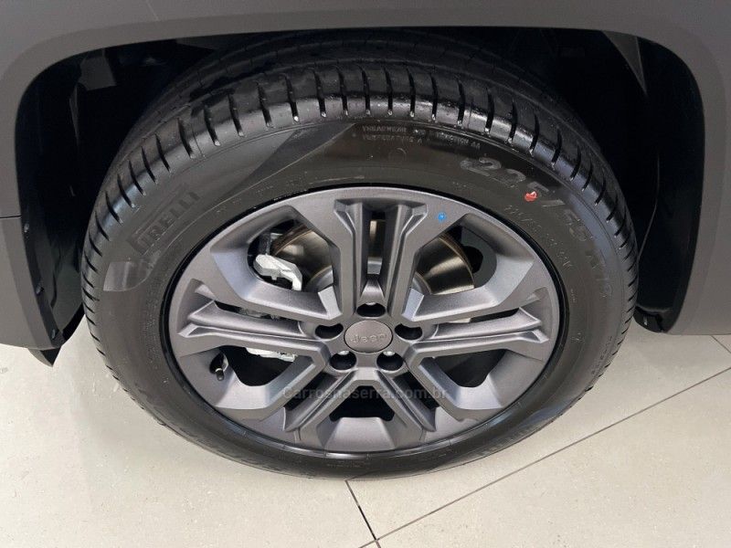 JEEP RENEGADE 1.3 16V NIGHT EAGLE T270 TURBO 2025/2026 ÓTIMA CAR FLORES DA CUNHA / Carros no Vale