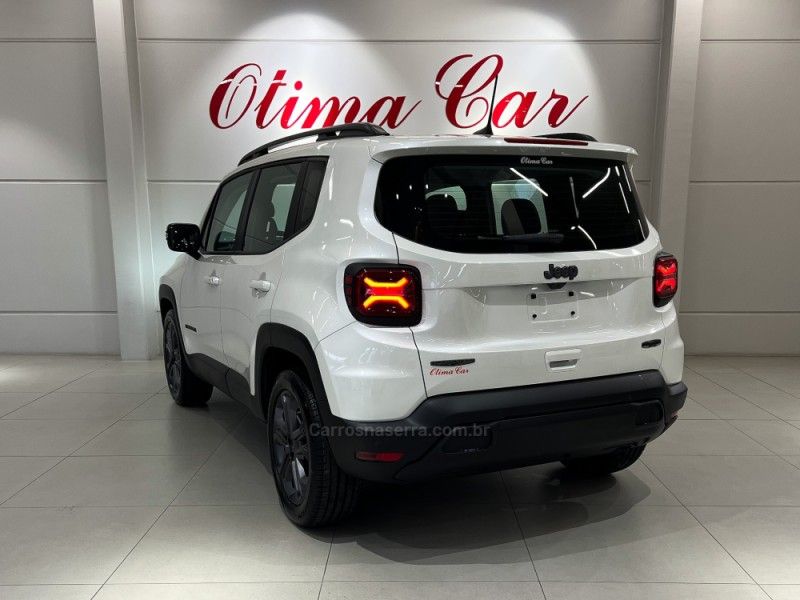 JEEP RENEGADE 1.3 16V NIGHT EAGLE T270 TURBO 2025/2026 ÓTIMA CAR FLORES DA CUNHA / Carros no Vale