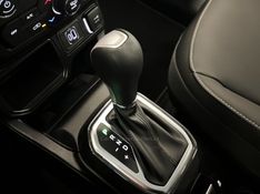 JEEP RENEGADE 1.3 LONGITUDE T270 16V TURBO 2025/2026 ÓTIMA CAR FLORES DA CUNHA / Carros no Vale