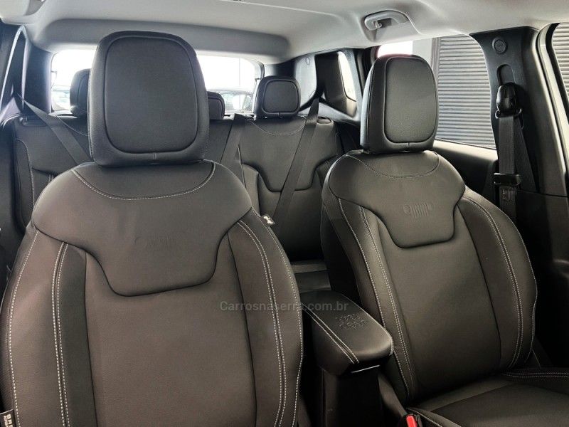 JEEP RENEGADE 1.3 LONGITUDE T270 16V TURBO 2025/2026 ÓTIMA CAR FLORES DA CUNHA / Carros no Vale