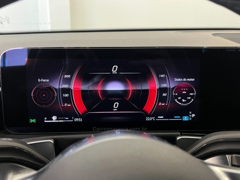 MERCEDES-BENZ GLB 220 2.0 PROGRESSIVE 16V TURBO HIBRIDO 2024/2025 ÓTIMA CAR FLORES DA CUNHA / Carros no Vale