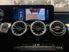MERCEDES-BENZ GLB 220 2.0 PROGRESSIVE 16V TURBO HIBRIDO 2024/2025 ÓTIMA CAR FLORES DA CUNHA / Carros no Vale