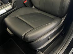 MERCEDES-BENZ GLB 220 2.0 PROGRESSIVE 16V TURBO HIBRIDO 2024/2025 ÓTIMA CAR FLORES DA CUNHA / Carros no Vale