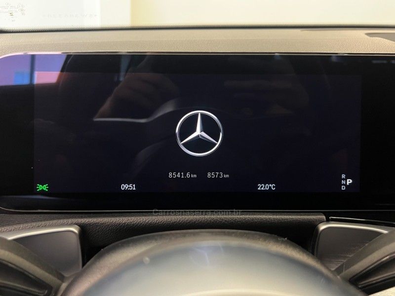 MERCEDES-BENZ GLB 220 2.0 PROGRESSIVE 16V TURBO HIBRIDO 2024/2025 ÓTIMA CAR FLORES DA CUNHA / Carros no Vale