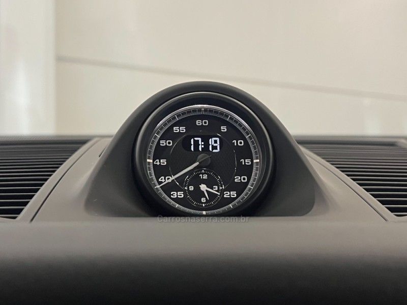 PORSCHE MACAN 2.0 16V 2024/2024 ÓTIMA CAR FLORES DA CUNHA / Carros no Vale