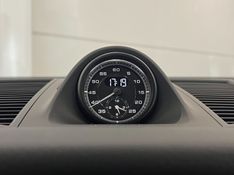 PORSCHE MACAN 2.0 16V 2024/2024 ÓTIMA CAR FLORES DA CUNHA / Carros no Vale