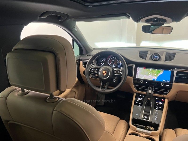 PORSCHE MACAN 2.0 16V 2024/2024 ÓTIMA CAR FLORES DA CUNHA / Carros no Vale