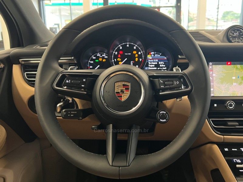 PORSCHE MACAN 2.0 16V 2024/2024 ÓTIMA CAR FLORES DA CUNHA / Carros no Vale PORSCHE MACAN 2.0 16V 2024/2024 ÓTIMA CAR FLORES DA CUNHA / Carros no Vale