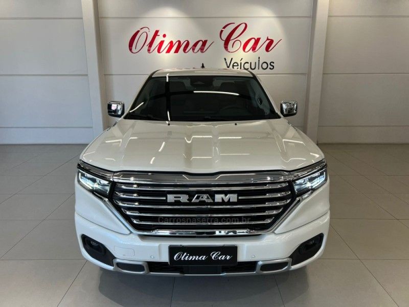 RAM RAMPAGE 2.2 LARAMIE 4X4 TURBO 2024/2025 ÓTIMA CAR FLORES DA CUNHA / Carros no Vale