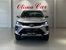 TOYOTA HILUX SW4 2.8 4X4 SRX PLATINUM TURBO 2025/2025 ÓTIMA CAR FLORES DA CUNHA / Carros no Vale