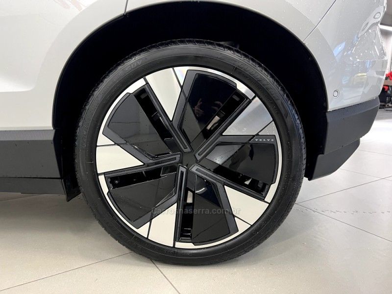 VOLVO EX30 ULTRA EXTENDED RANGE 2024/2025 ÓTIMA CAR FLORES DA CUNHA / Carros no Vale VOLVO EX30 ULTRA EXTENDED RANGE 2024/2025 ÓTIMA CAR FLORES DA CUNHA / Carros no Vale