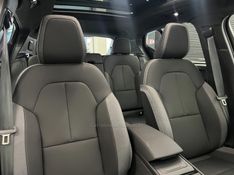 VOLVO EX40 PLUS P6 ELÉTRICO 2025/2026 ÓTIMA CAR FLORES DA CUNHA / Carros no Vale