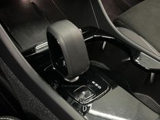 VOLVO XC 40 P6 RECHARGE ELECTRIC PLUS 2023/2024 ÓTIMA CAR FLORES DA CUNHA / Carros no Vale