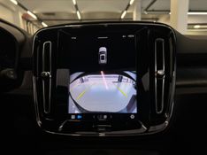 VOLVO XC 40 P6 RECHARGE ELECTRIC PLUS 2023/2024 ÓTIMA CAR FLORES DA CUNHA / Carros no Vale