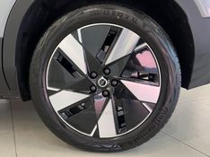 VOLVO XC 40 P6 RECHARGE ELECTRIC PLUS 2023/2024 ÓTIMA CAR FLORES DA CUNHA / Carros no Vale