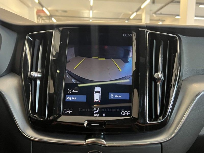 VOLVO XC60 2.0 T5 MOMENTUM 2019/2019 ÓTIMA CAR FLORES DA CUNHA / Carros no Vale