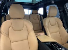VOLVO XC60 2.0 T5 MOMENTUM 2019/2019 ÓTIMA CAR FLORES DA CUNHA / Carros no Vale